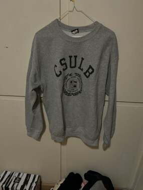 CSULB California State University Long Beach Seal Crewneck Sweatshirt Gray Med